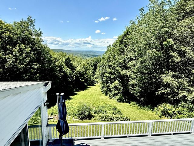 78 Wellington Drive, Chesterfield, NH 03462