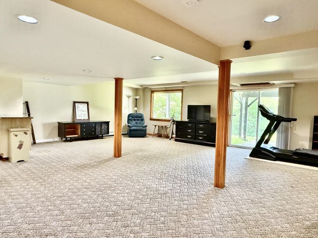 78 Wellington Drive, Chesterfield, NH 03462