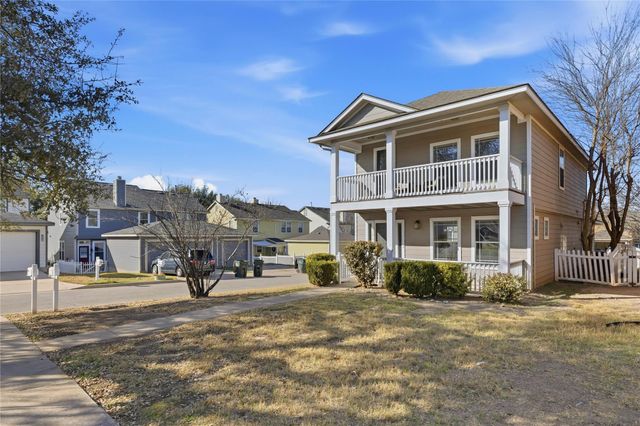 106 Franke, Kyle, TX 78640