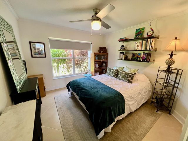 4898 SW Lake Grove Circle, Palm City, FL 34990