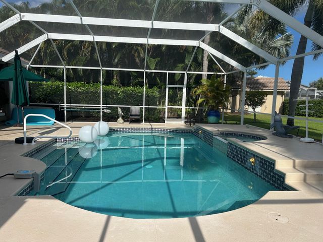 4898 SW Lake Grove Circle, Palm City, FL 34990