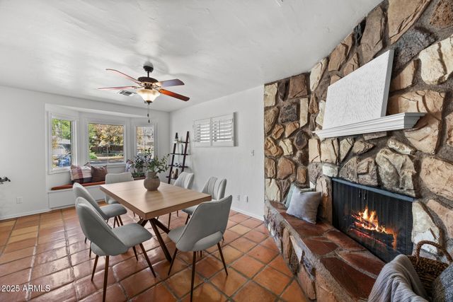 1825 E MEDLOCK Drive, Phoenix, AZ 85016