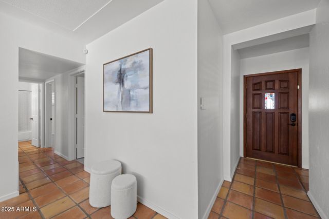 1825 E MEDLOCK Drive, Phoenix, AZ 85016