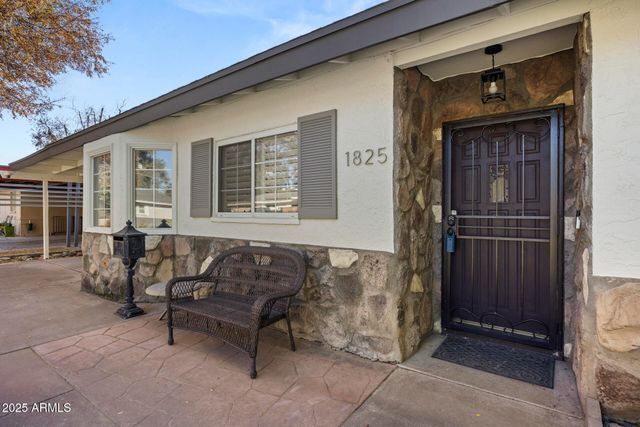 1825 E MEDLOCK Drive, Phoenix, AZ 85016