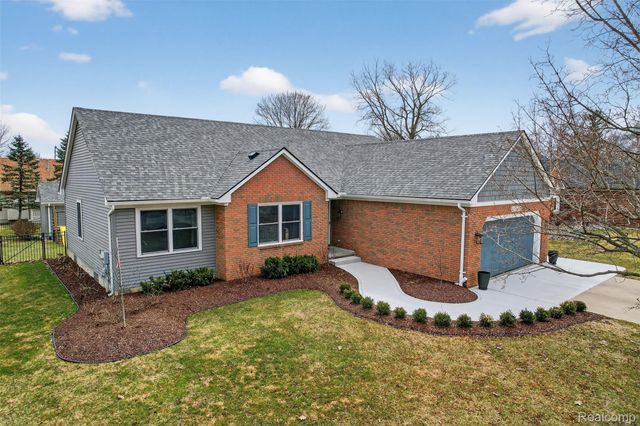 1760 Ash Street, St. Clair, MI 48079