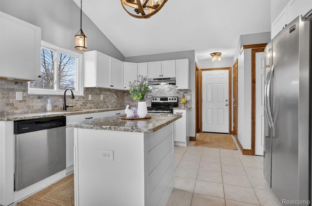 1760 Ash Street, St. Clair, MI 48079