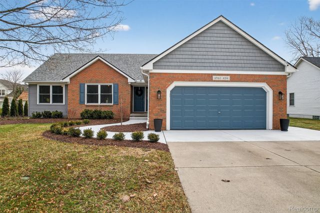 1760 Ash Street, St. Clair, MI 48079