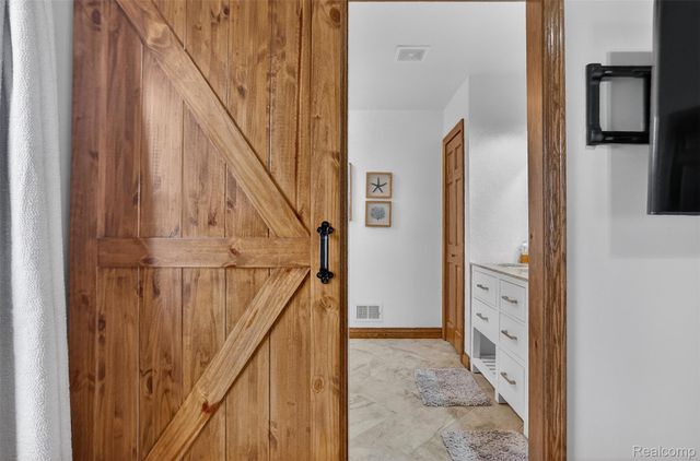 1760 Ash Street, St. Clair, MI 48079