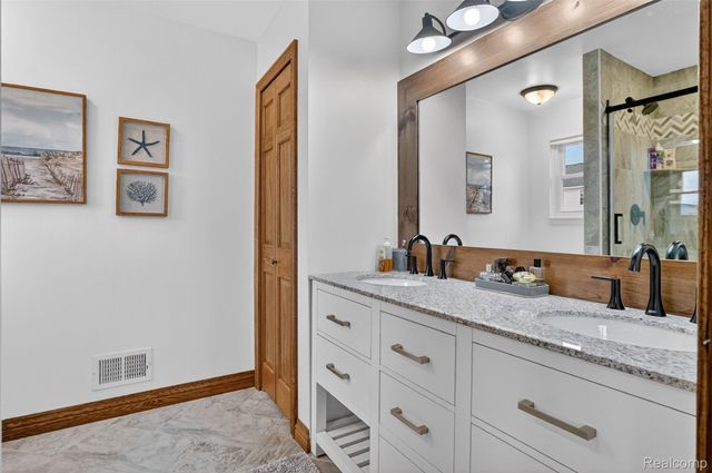 1760 Ash Street, St. Clair, MI 48079