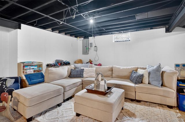 1760 Ash Street, St. Clair, MI 48079