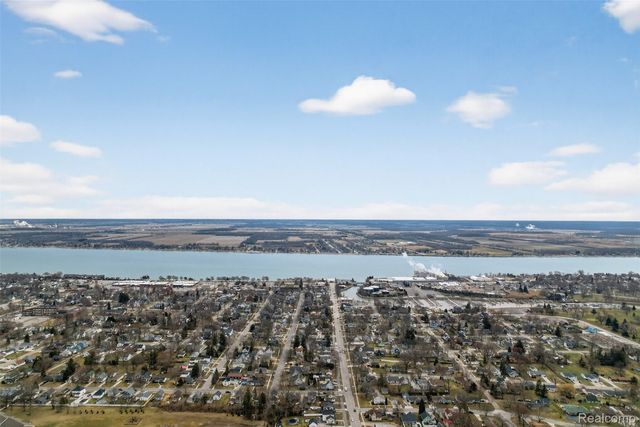 1760 Ash Street, St. Clair, MI 48079