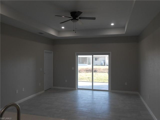 935 Graystone AVE, Lehigh Acres, FL 33974