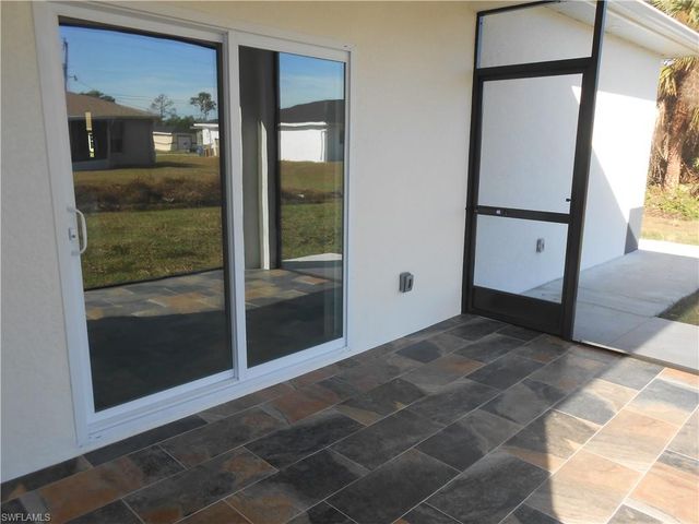 935 Graystone AVE, Lehigh Acres, FL 33974