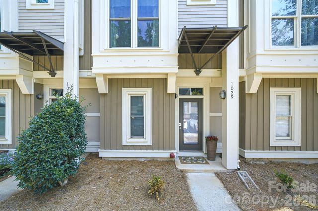 1029 Park West Drive, Charlotte, NC 28209
