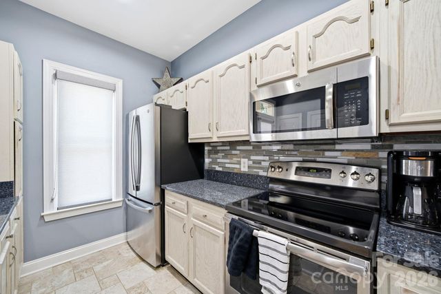 1029 Park West Drive, Charlotte, NC 28209