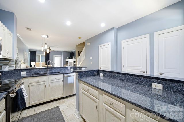 1029 Park West Drive, Charlotte, NC 28209