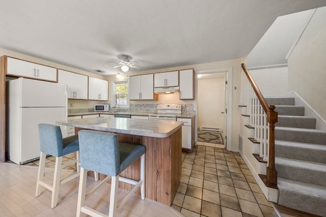 12 State Rd 1B, Plymouth, MA 02360