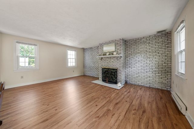 12 State Rd 1B, Plymouth, MA 02360