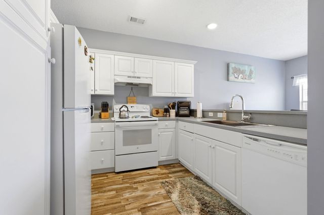 2482 Coastline Ct Unit 202, Murrells Inlet, SC 29576