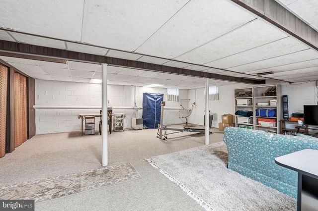 100 DIANE AVE, Delran, NJ 08075