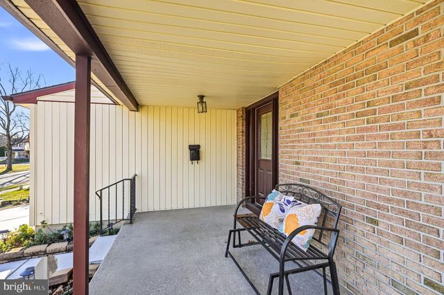 100 DIANE AVE, Delran, NJ 08075