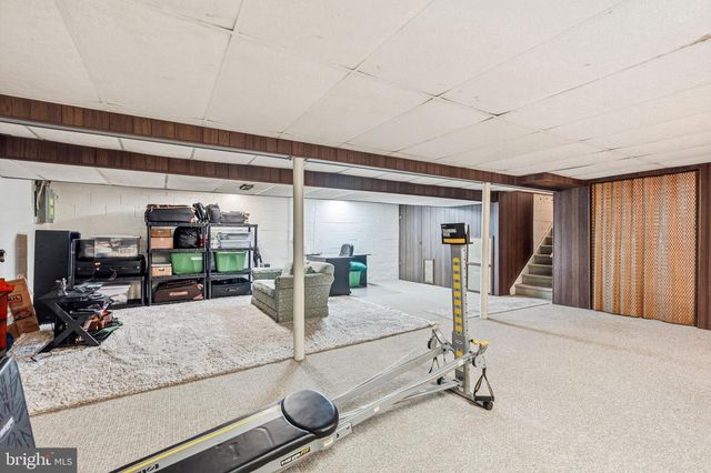 100 DIANE AVE, Delran, NJ 08075