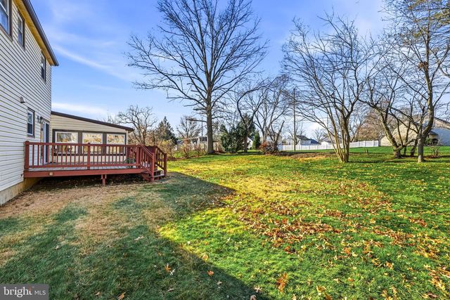 100 DIANE AVE, Delran, NJ 08075