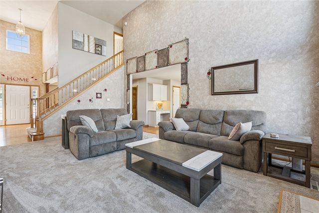 470 W 34th Court, Marion, IA 52302