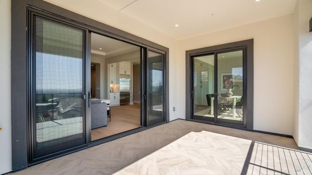 3783 Crown Hill Dr, Santa Rosa, CA 95404