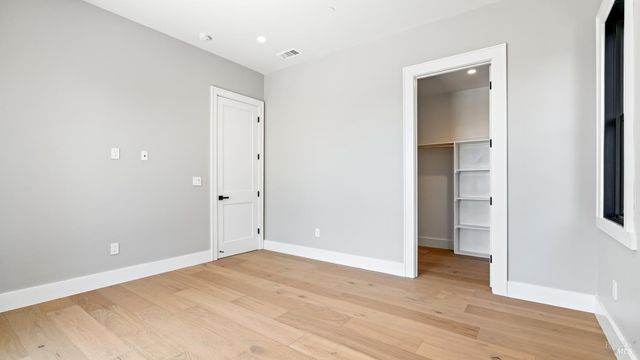 3783 Crown Hill Dr, Santa Rosa, CA 95404