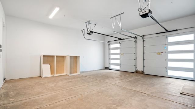 3783 Crown Hill Dr, Santa Rosa, CA 95404