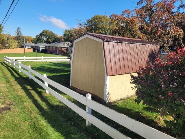 28 12th Ave SE, Oelwein, IA 50662