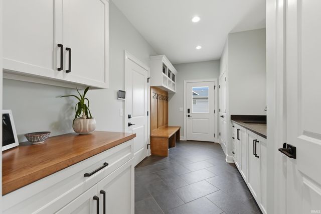 13538 Narrows Cove, Fort Wayne, IN 46814