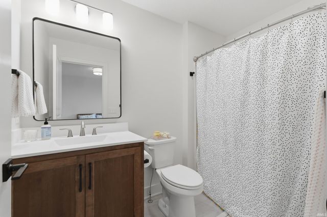 13538 Narrows Cove, Fort Wayne, IN 46814