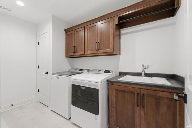 13538 Narrows Cove, Fort Wayne, IN 46814