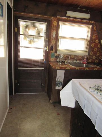5892 Woodland Drive, Lake, MI 48632