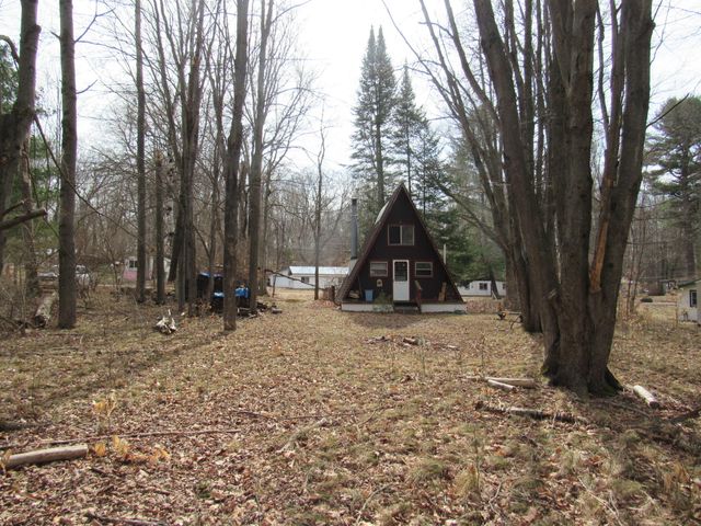 5892 Woodland Drive, Lake, MI 48632