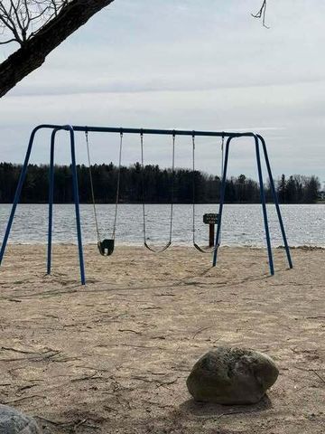 5892 Woodland Drive, Lake, MI 48632