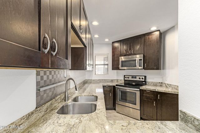 7755 E Thomas Road 21, Scottsdale, AZ 85251