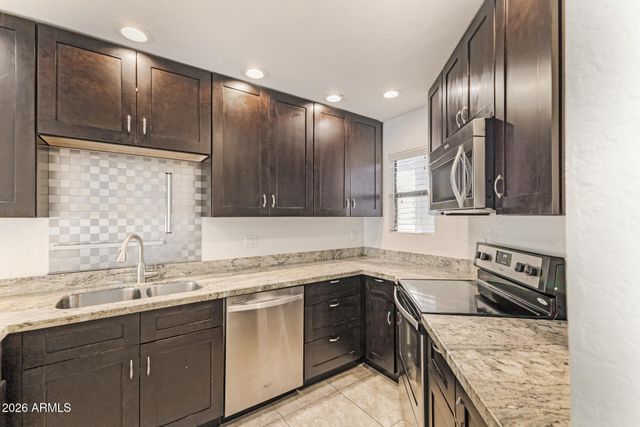 7755 E Thomas Road 21, Scottsdale, AZ 85251