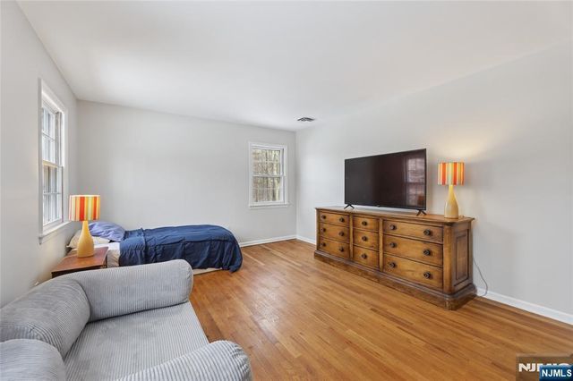 320 Park Street, Haworth, NJ 07641