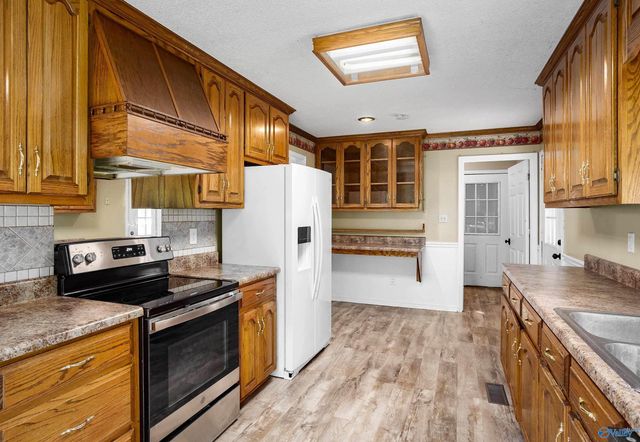 9206 Barker Road, Athens, AL 35614