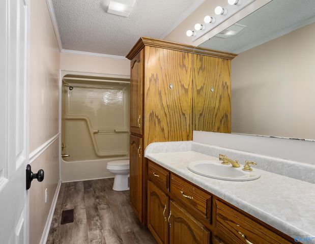 9206 Barker Road, Athens, AL 35614