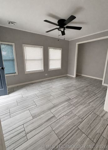 723 N Knoxville Avenue, Tulsa, OK 74115