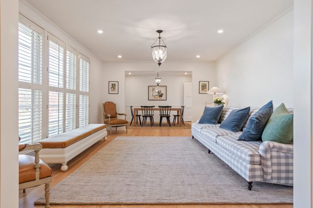 1209 Tyne Blvd, Nashville, TN 37215