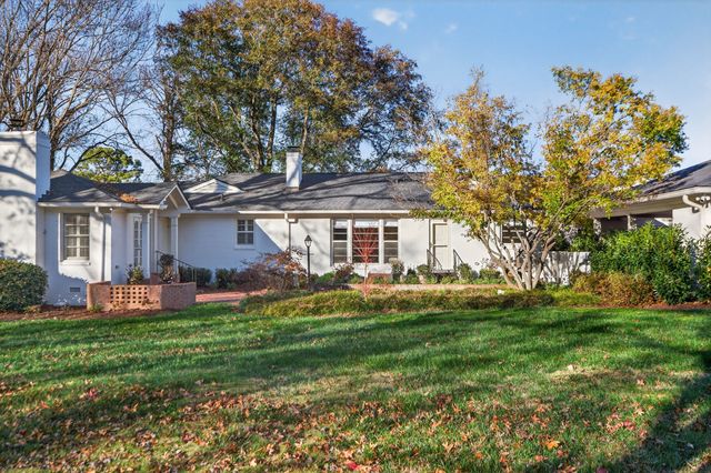 1209 Tyne Blvd, Nashville, TN 37215