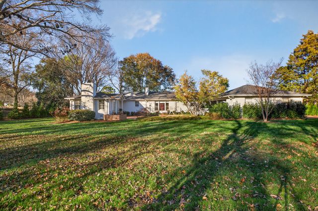 1209 Tyne Blvd, Nashville, TN 37215