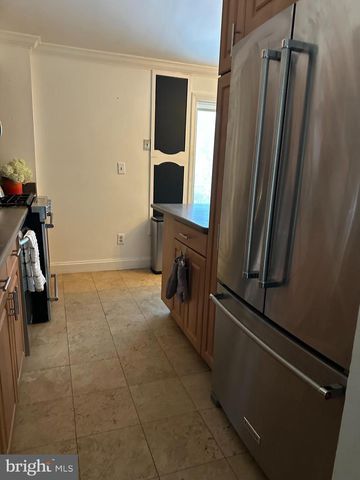 75 LAWN PARK AVE, Lawrence Township, NJ 08648