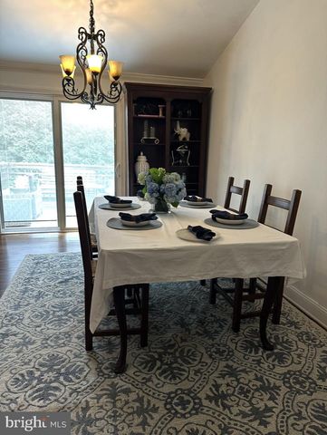 75 LAWN PARK AVE, Lawrence Township, NJ 08648