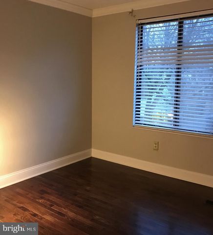 75 LAWN PARK AVE, Lawrence Township, NJ 08648